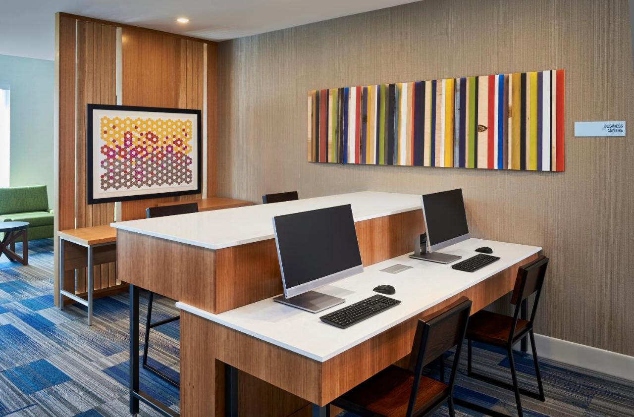 Tecumseh Holiday Inn Express & Suites Windsor East - Lakeshore By Ihg מראה חיצוני תמונה